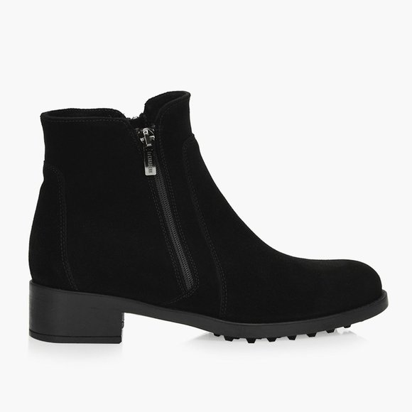La Canadienne Sydney Waterproof Ankle Bootie - Picture 3 of 4